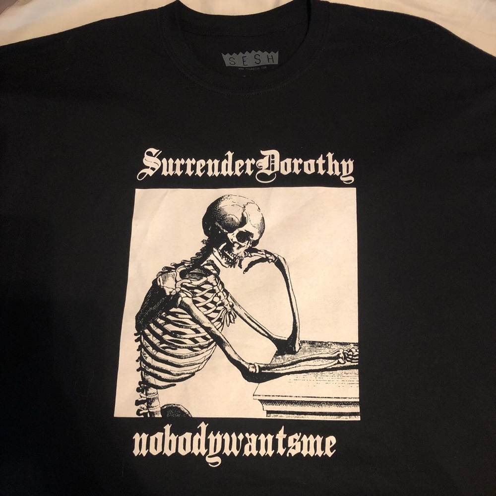 SURRENDERDOROTHY NOBODY WANTS ME TEE